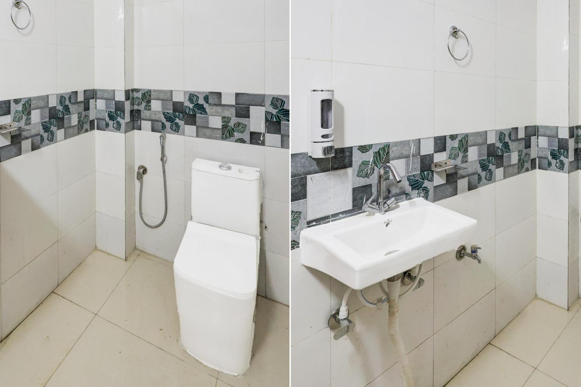 Hotel O Ocean Plaza Nowe Delhi Zewnętrze zdjęcie
