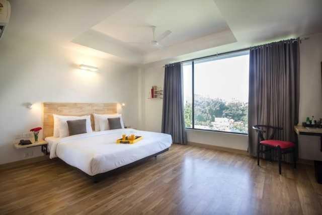 Hotel O Ocean Plaza Nowe Delhi Zewnętrze zdjęcie